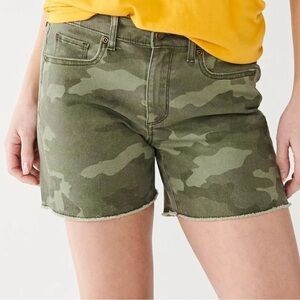 Sonoma High Rise Camo Shorts Size 8